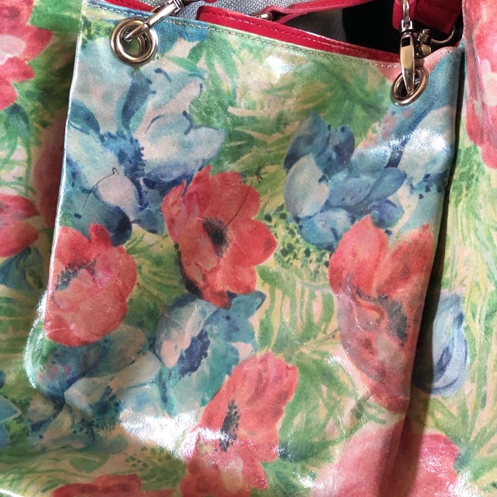 Maurizo Taiuti purse
